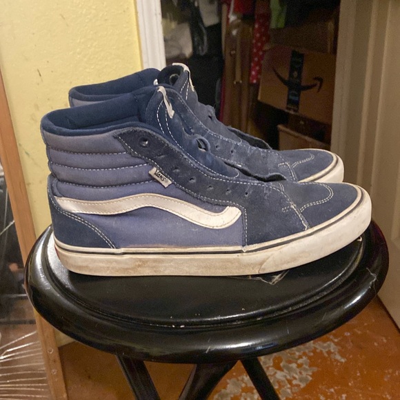 Blue Rugged Vans Men’s 8.5 High top - Picture 1 of 4